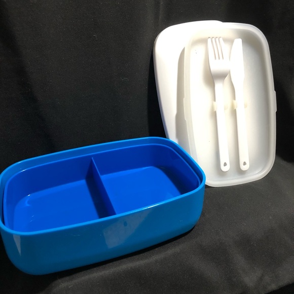 BENTGO 6 PC LUNCH CONTAINER, INCLUDES FORK AND KNIFE, MISSING THE SPOON - Picture 5 of 8